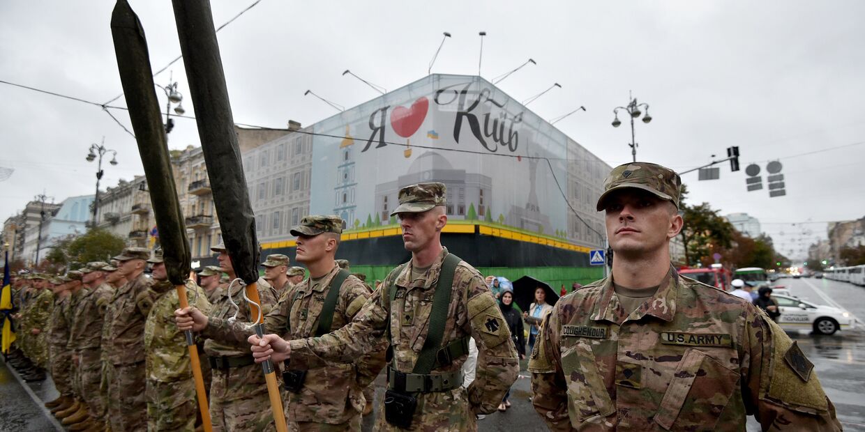 Американские военные в Киеве Американские военные в Киеве