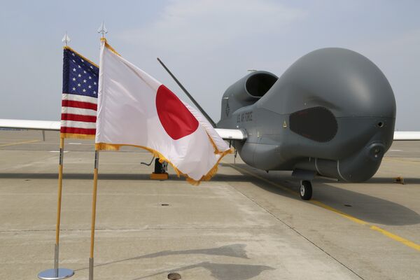 БПЛА Global Hawk на авиабазе в Японии БПЛА Global Hawk на авиабазе в Японии