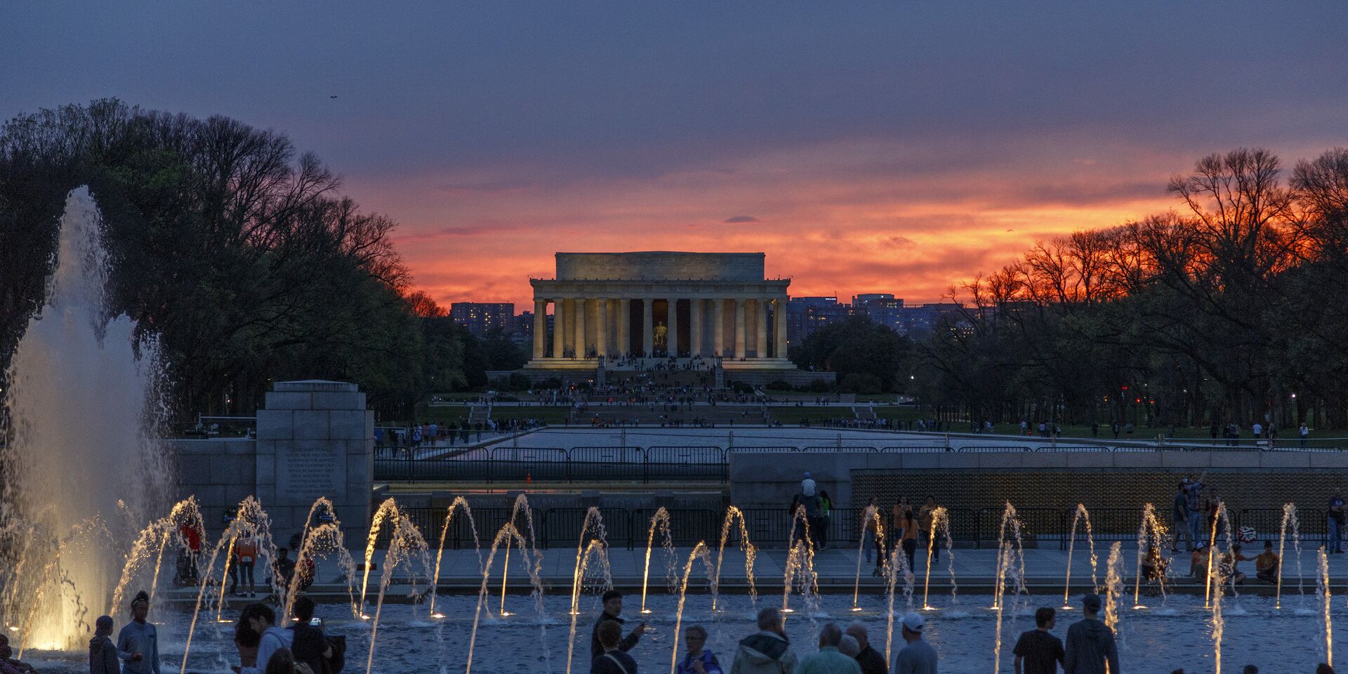 Закат в Вашингтоне, США - ИноСМИ, 1920, 15.04.2026