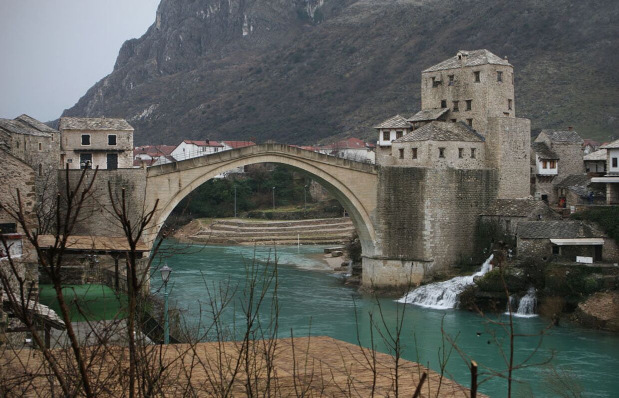 Вид на Старый Мост в Мостаре, Босния и Герцоговина