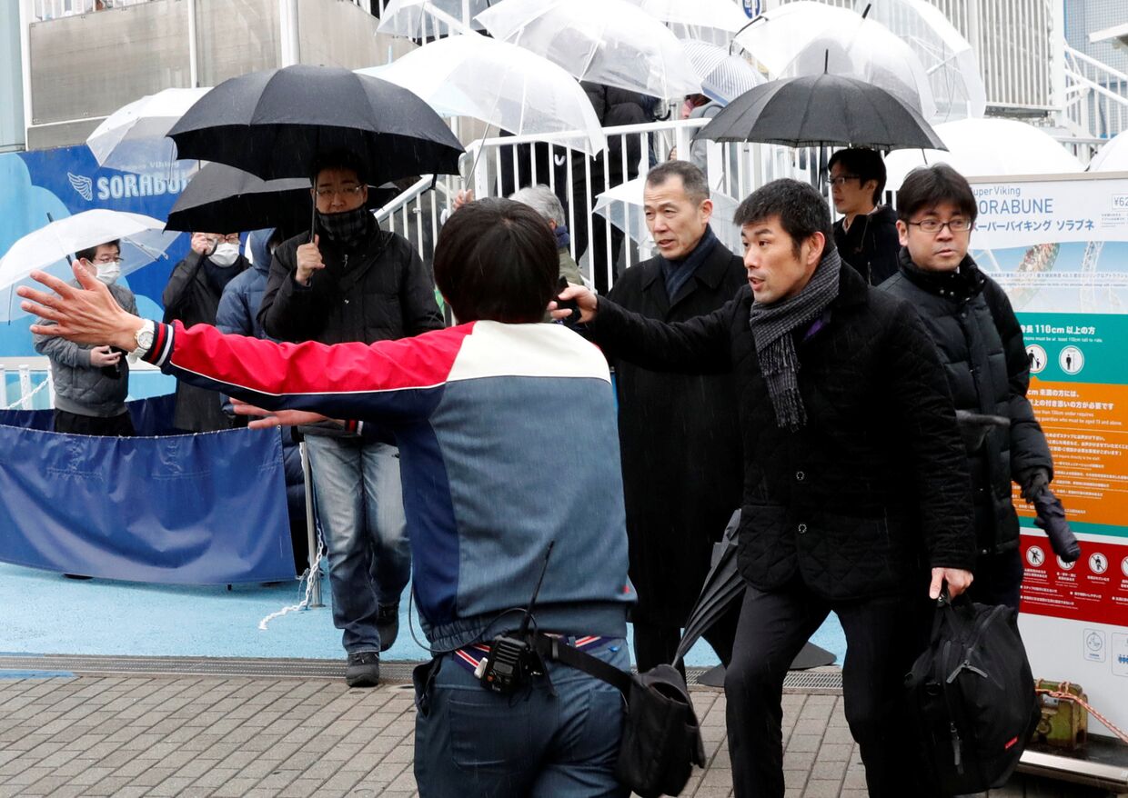 Тренировочная эвакуация посетителей парка развлечений Tokyo Dome City