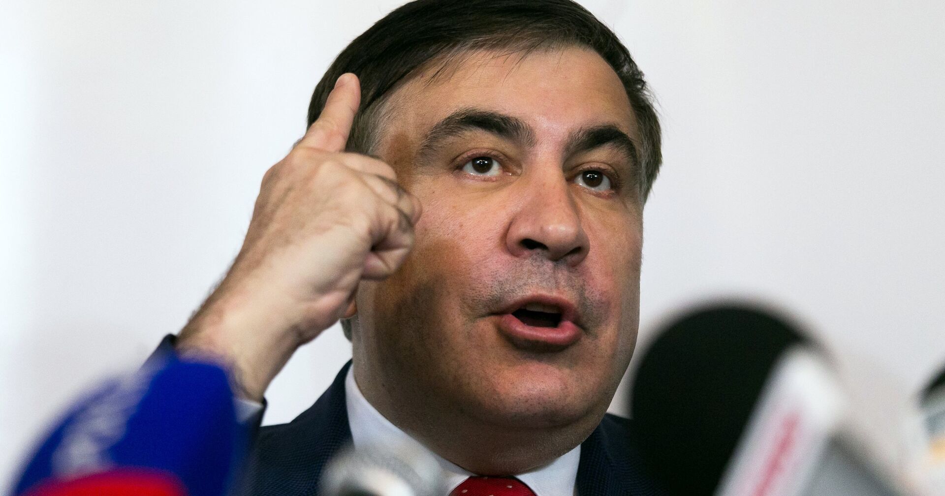 Михаил Саакашвили во время пресс-конференции в Варшаве. 13 февраля 2018 - ИноСМИ, 1920, 20.07.2021