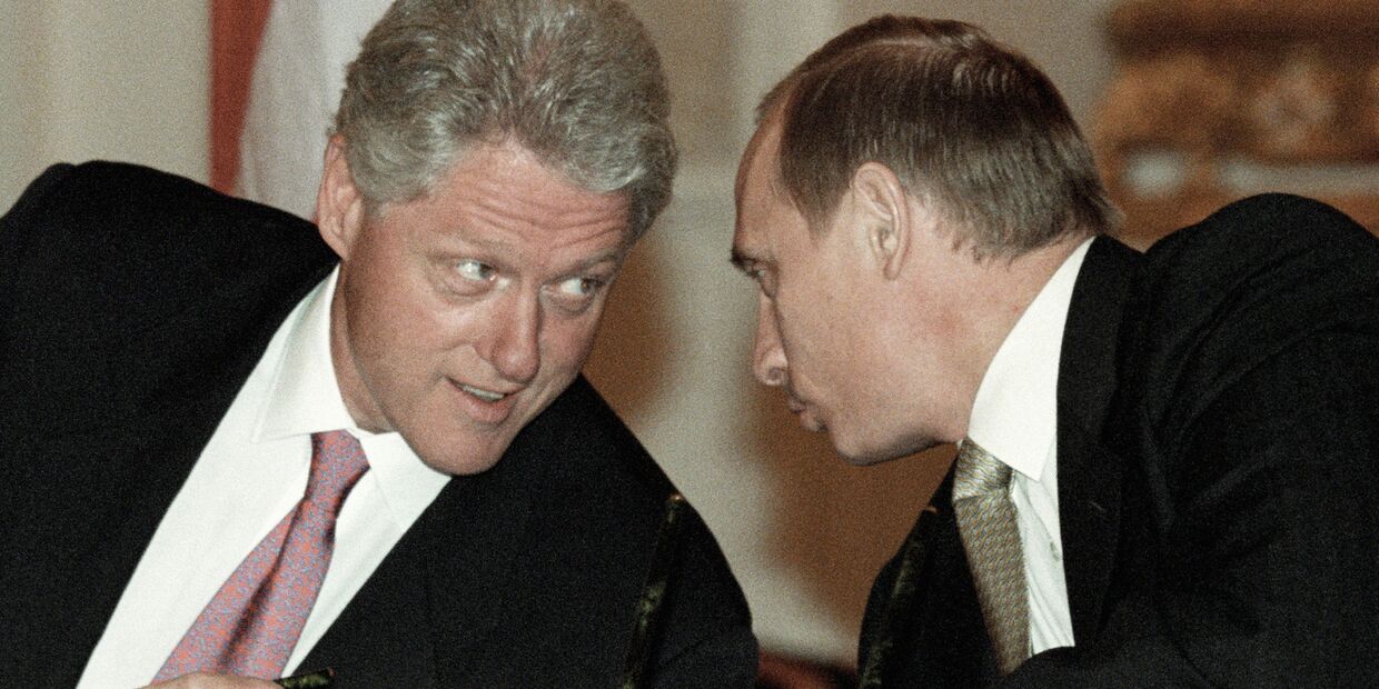 Президент РФ Владимир Путин и президент США Билл Клинтон