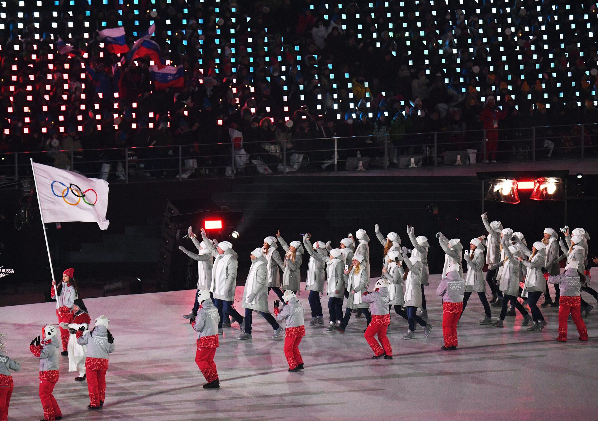 Олимпийские атлеты из России на церемонии открытия XXIII зимних Олимпийских игр в Пхенчхане - ИноСМИ, 1920, 20.10.2020