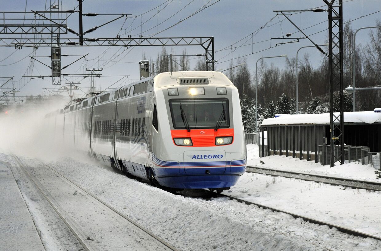 Поезд Allegro в Хельсинки, Финляндия