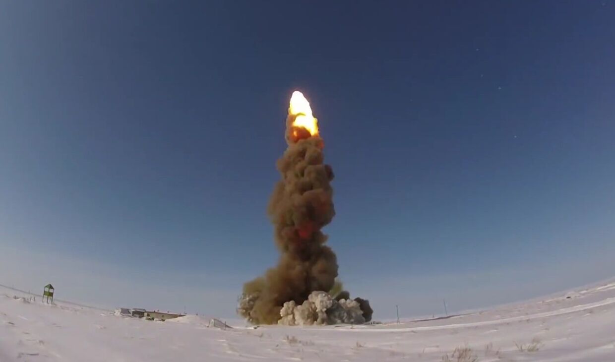 Россия играет в «астероиды»