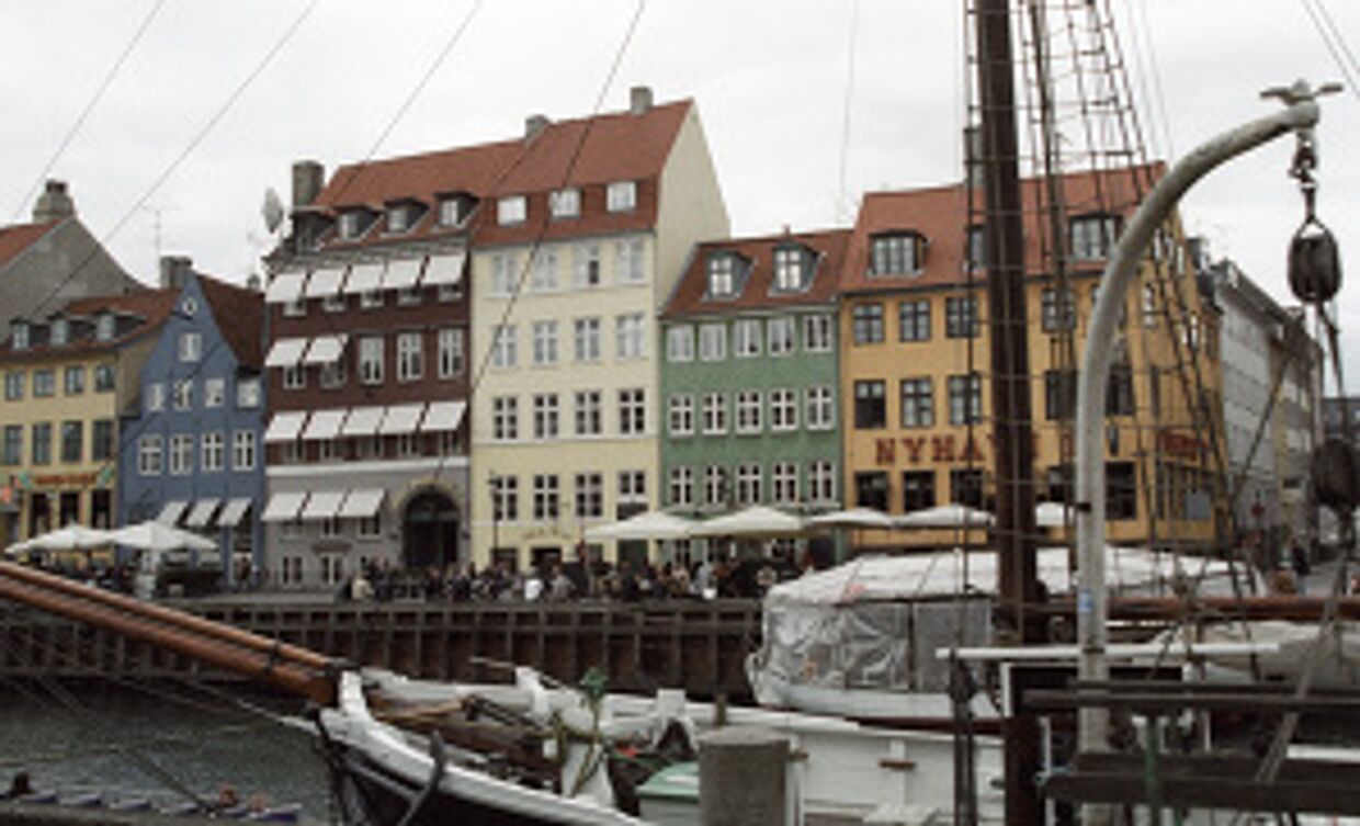 Набережная канала в Копенгагене.