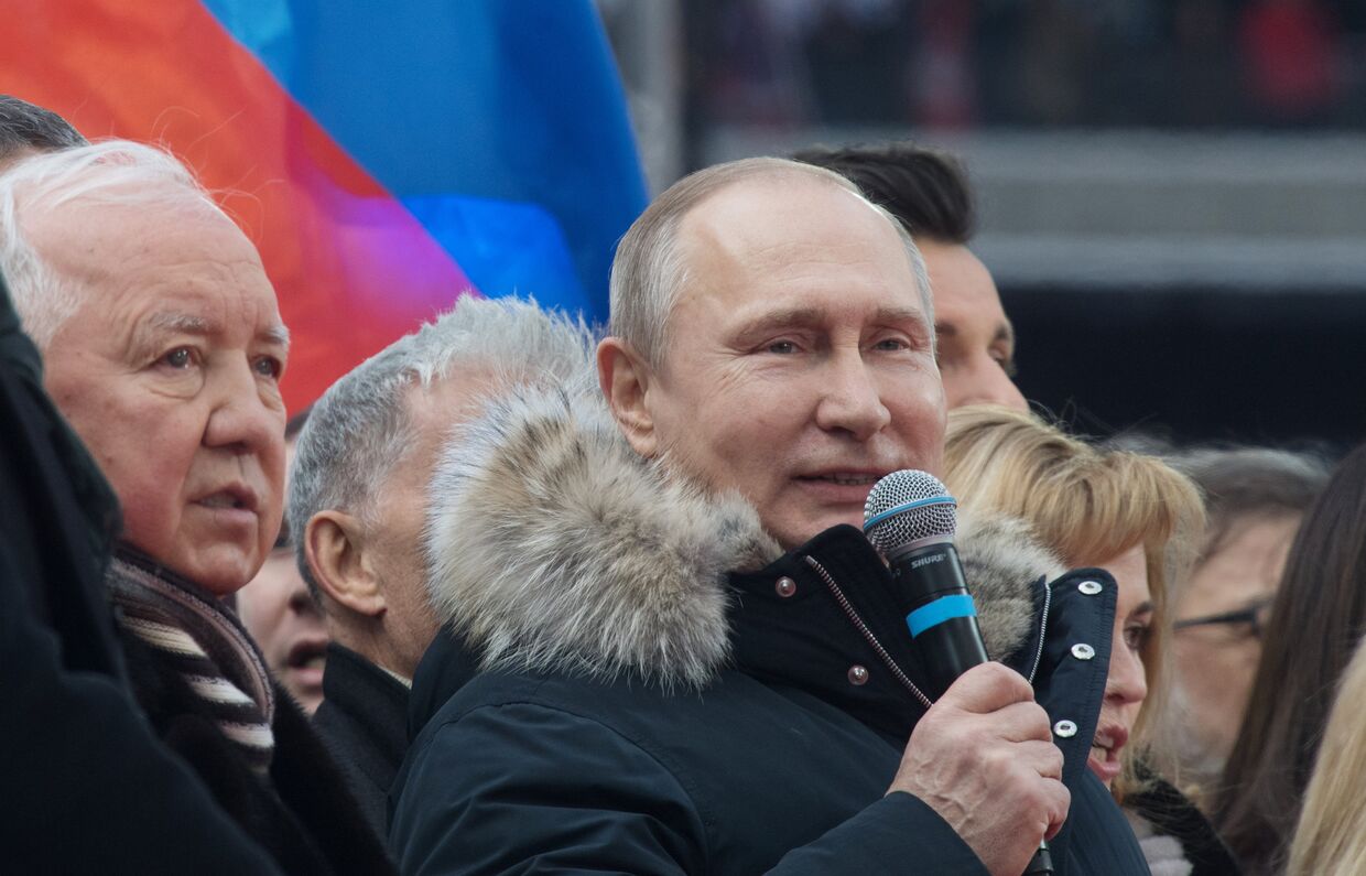 Кандидат в президенты РФ Владимир Путин на митинге За сильную Россию! в СК Лужники. 3 марта 2018