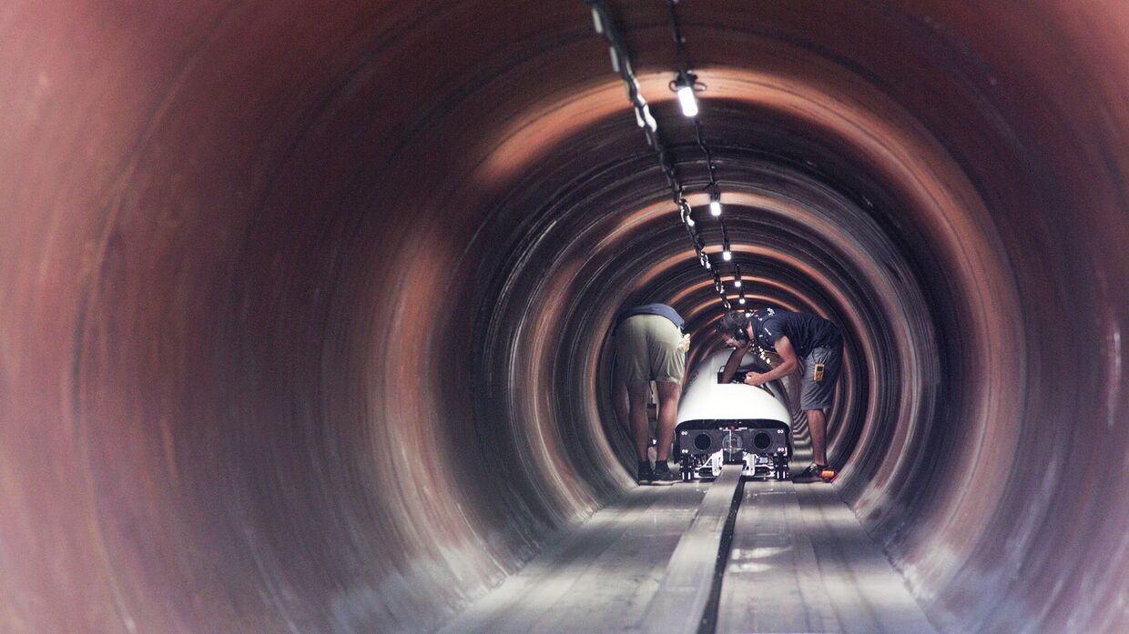 Испытания Hyperloop