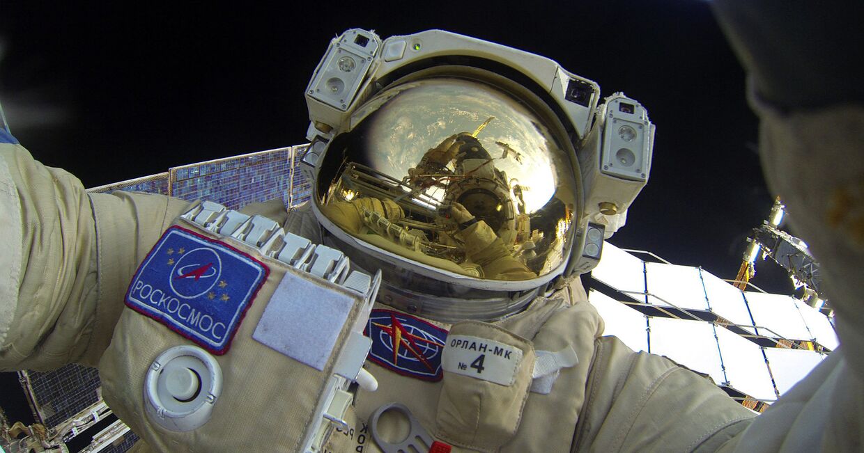 Выход в открытый космос российских космонавтов. 3 февраля 2016