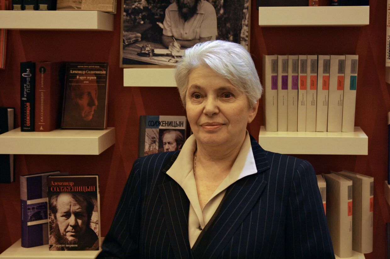 Вдова писателя Александра Солженицына Наталья принимает участие в российской экспозиции на Лондонской книжной ярмарке