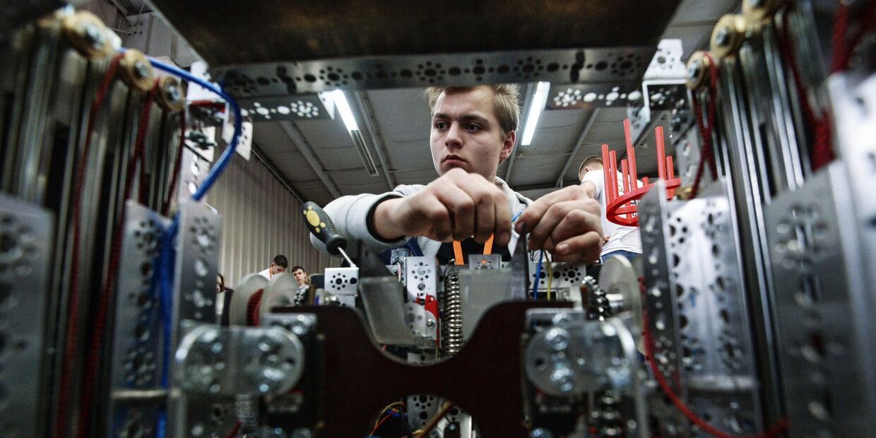 Участник фестиваля робототехники РобоСиб-2016 Участник фестиваля робототехники РобоСиб-2016