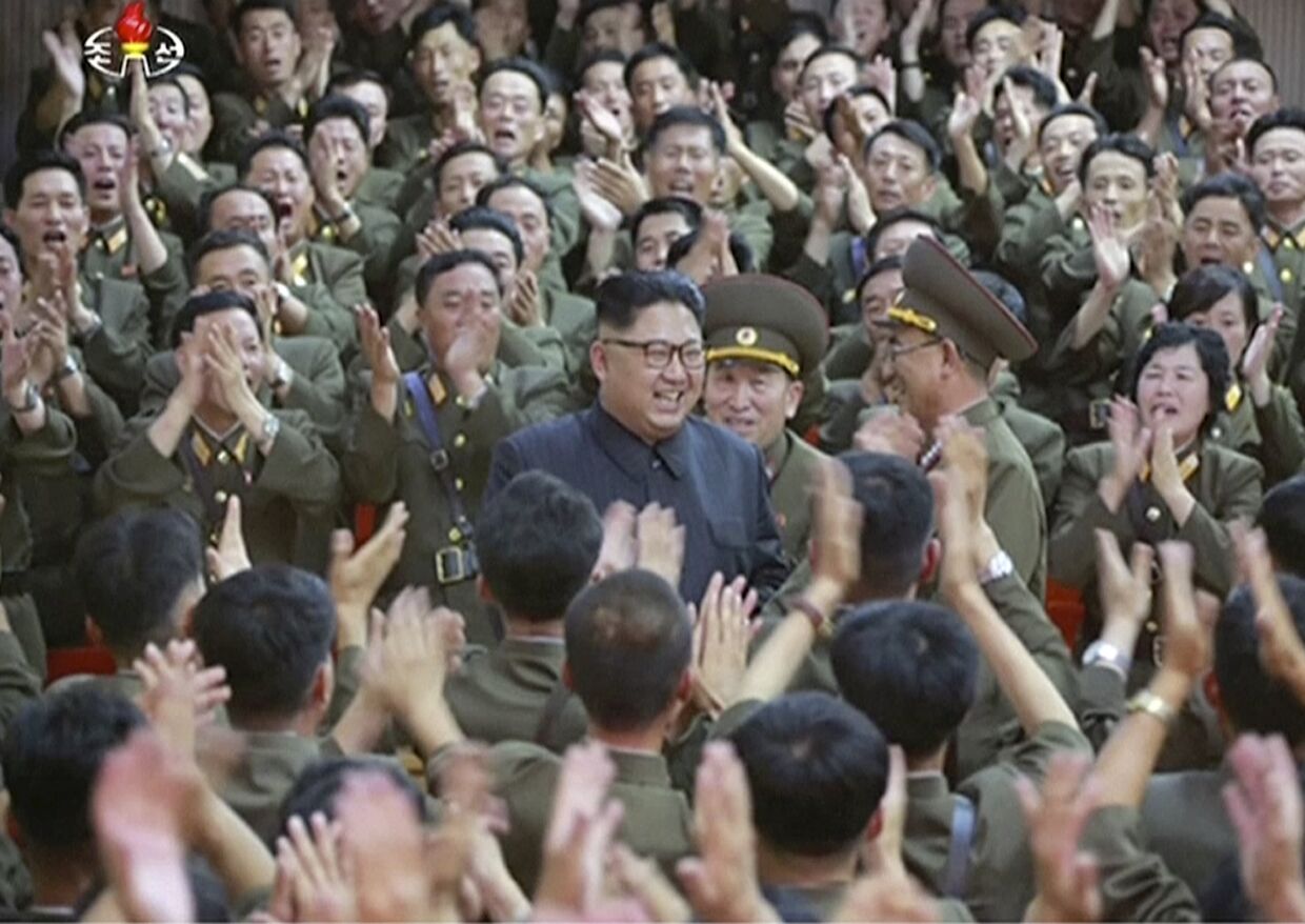 Cеверокорейский лидер Ким Чен Ын в Пхеньяне. 15 августа 2017