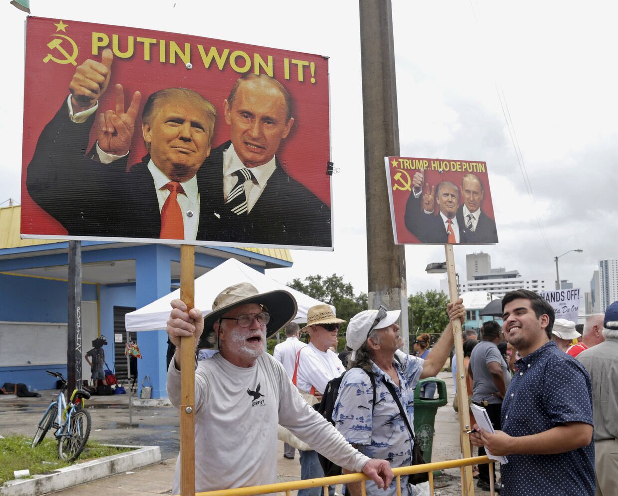 Акция протеста против Дональда Трампа в Майами