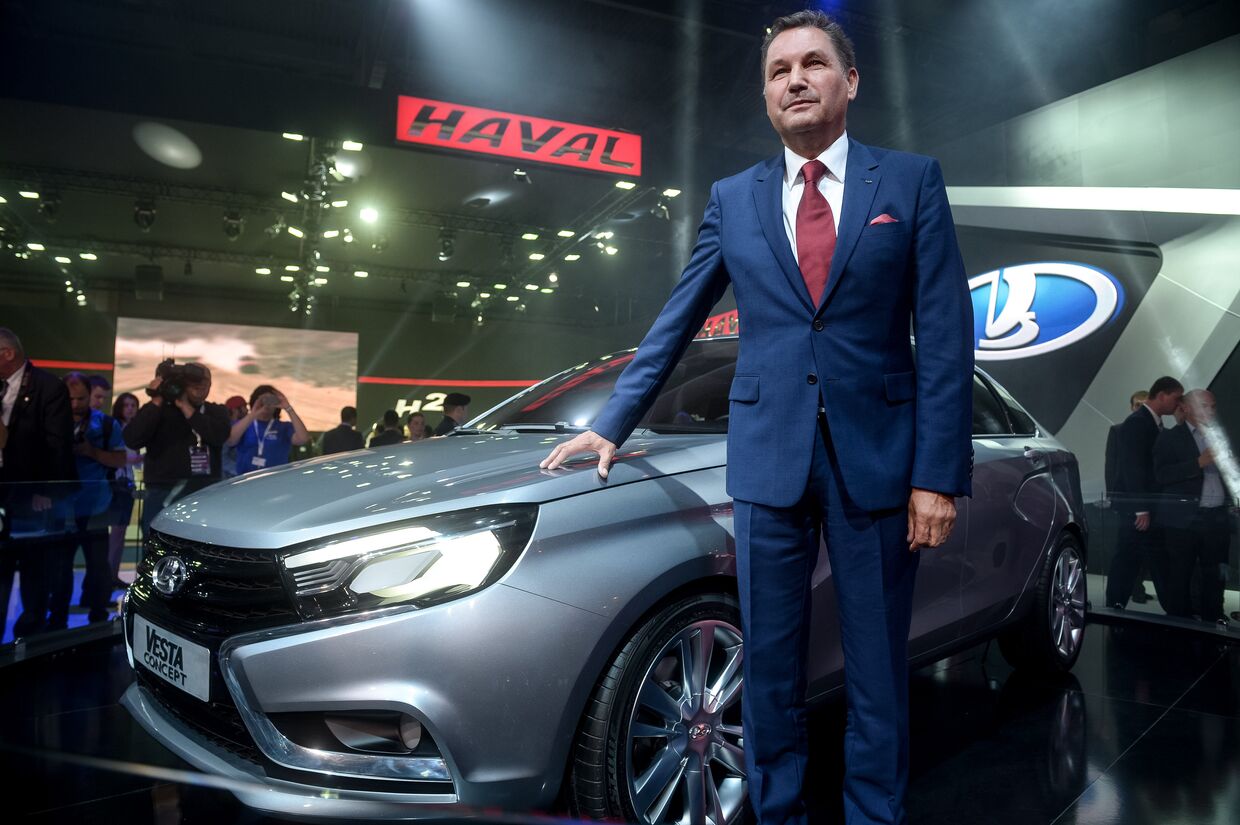 Президент ОАО «АвтоВАЗ» Бу Андерссон на Московском международном автомобильном салоне 2014 в «Крокус Экспо».