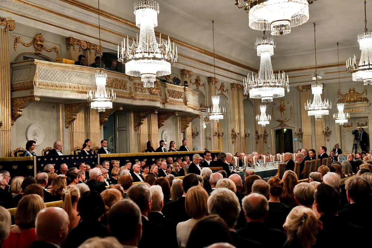 Ежегодное собрание комиссии Шведской академии в здании фондовой биржи в Стокгольме