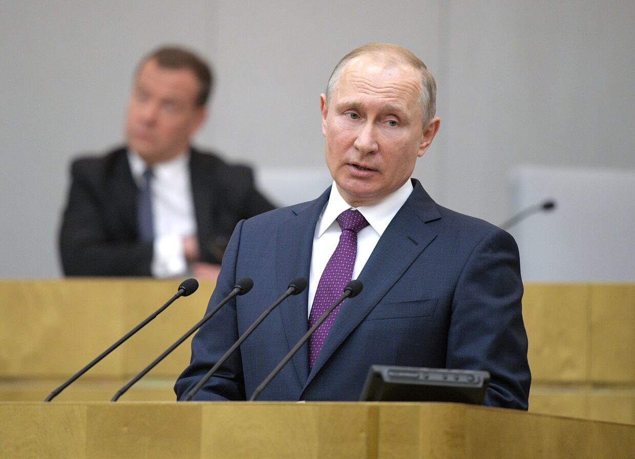 Президент РФ Владимир Путин во время пленарного заседания Государственной Думы РФ