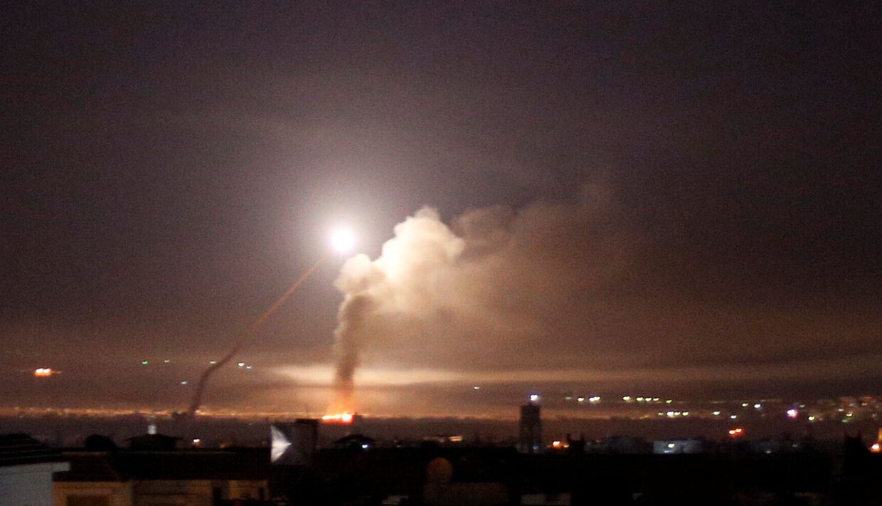 Дамаск по время ракетного обстрела со стороны израильской армии