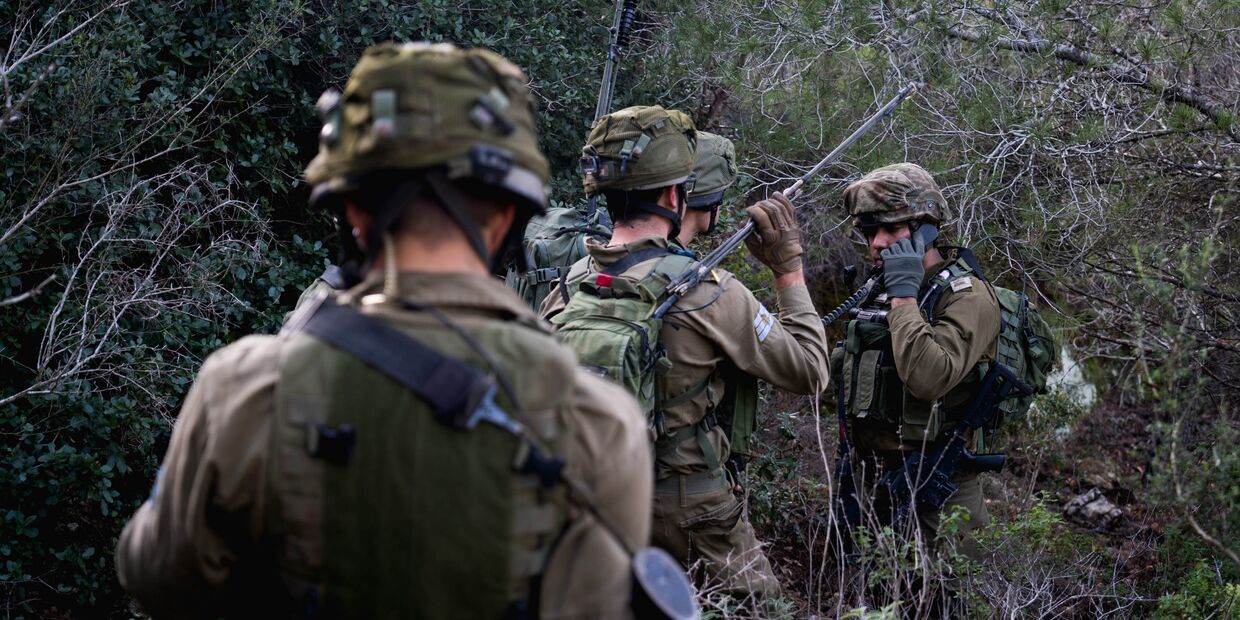 Солдаты армии Израиля на учениях