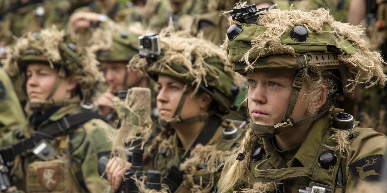 Военнослужащие армии Норвегии во время совместных учений НАТО в Латвии
