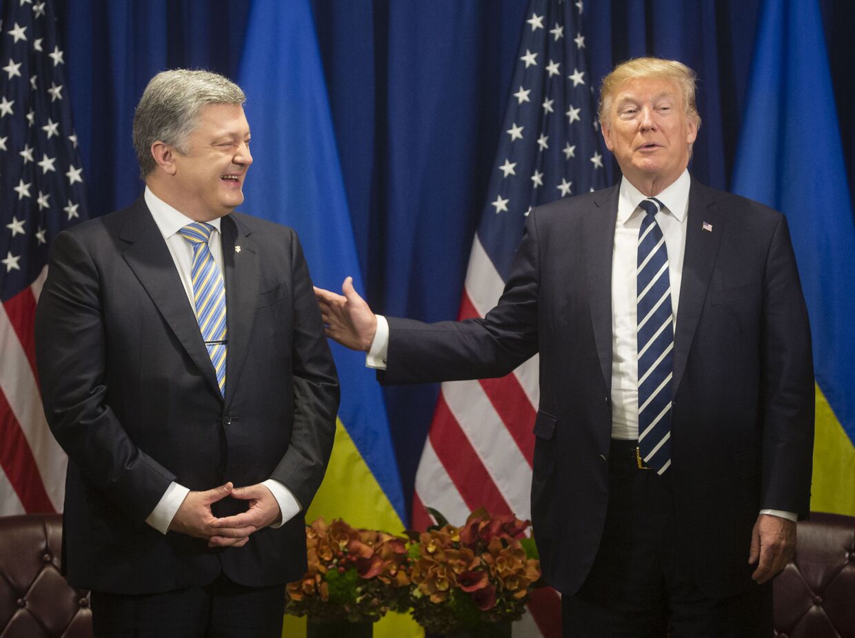 Президент Украины Петр Порошенко и Президент США Дональд Трамп на Генеральной Ассамблее ООН в Нью-Йорке. 21 сентября 2017