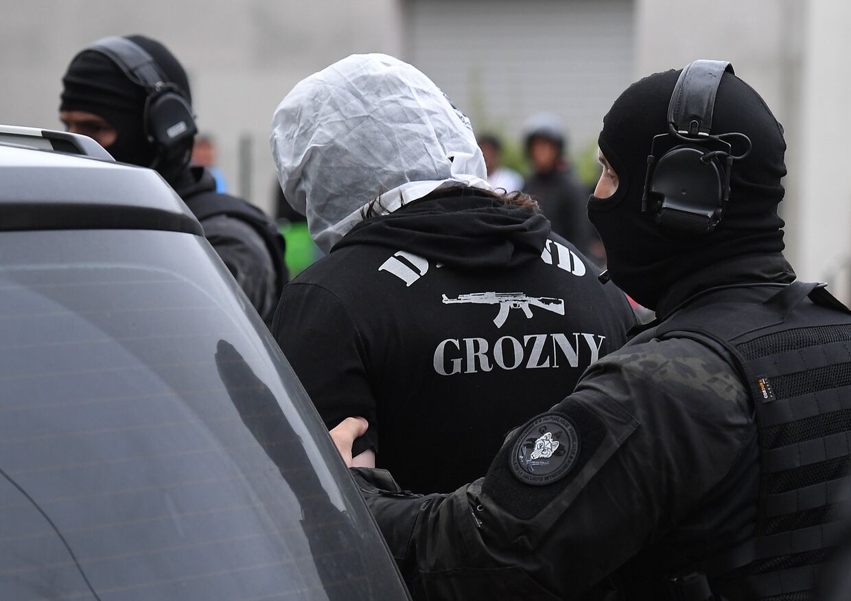 Французские полицейские арестовали предполагаемого сообщника устроившего резню в Париже