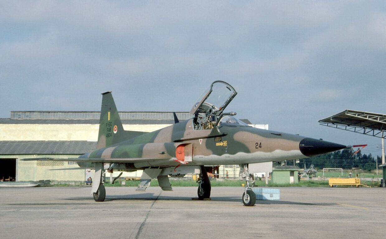 Истребитель F-5 Тайгер