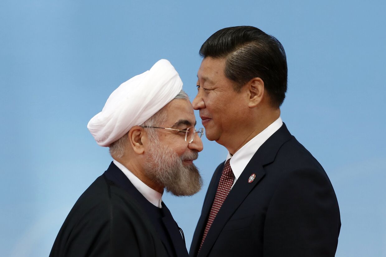 Президент Ирана Хасан Роухани и председатель КНР Си Цзиньпин