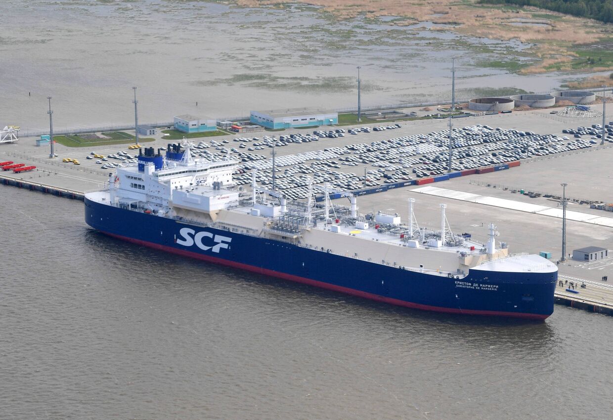 Арктический танкер-газовоз Кристоф де Маржери (ледового класса Arc7), разработанный для проекта Ямал СПГ