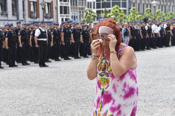 Минута молчания в память жертв терракта в Льеже, Бельгия