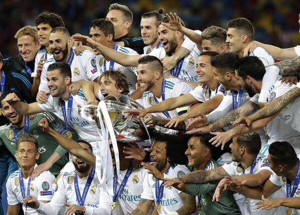 Игроки «Реала» празднуют победу в финальном матче Лиги Чемпионов