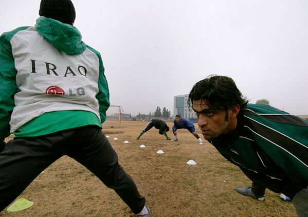 Футболисты национальной сборной Ирака тренируются в городе Арбиле