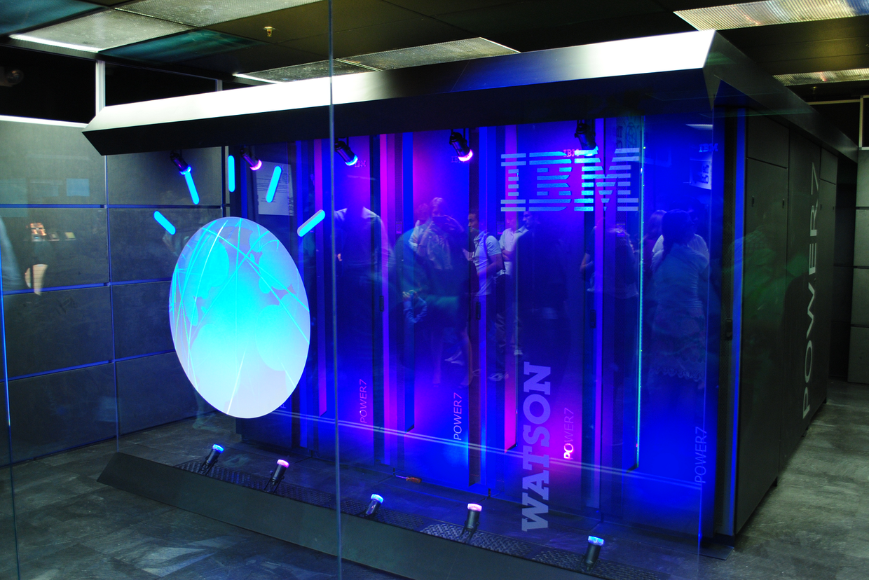 Суперкомпьютер компании IBM Watson