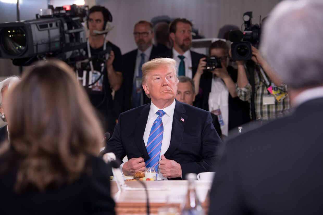 Президент США Дональд Трамп на саммите G7. 9 июня 2018