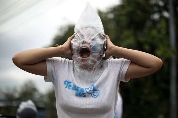 Акция протеста против приватизации воды в Сан-Сальвадоре