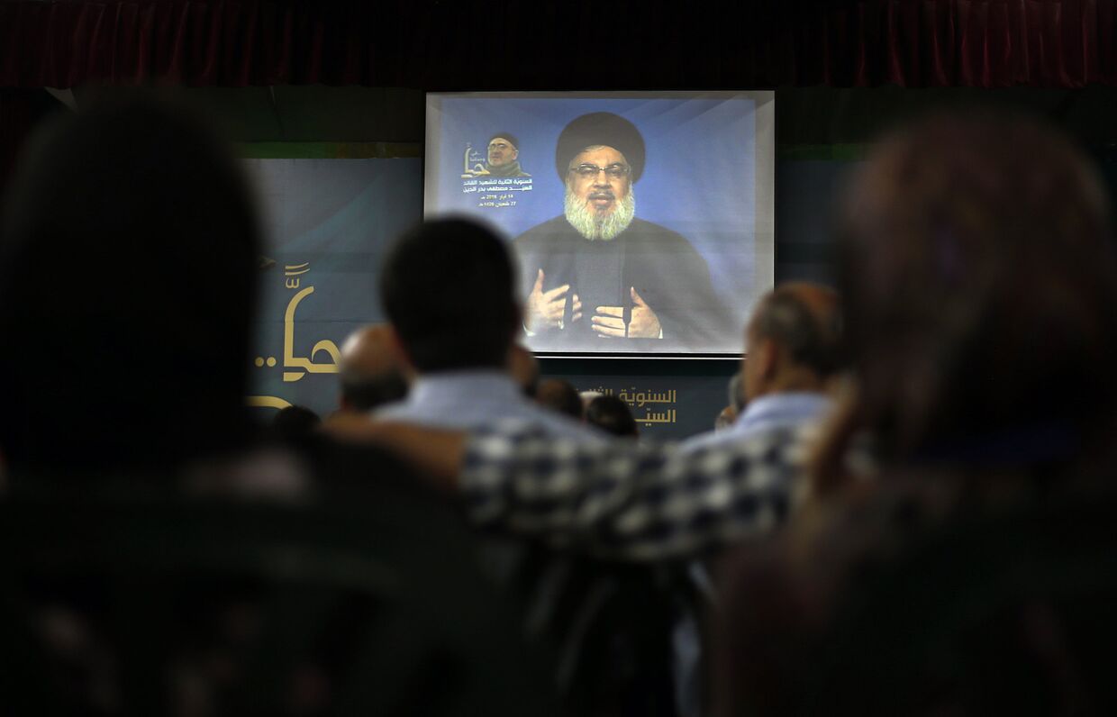 Лидер «Хезболлы» Шейх Хасан Насралла выступает по видеосвязи в пригороде Бейрута, Ливан
