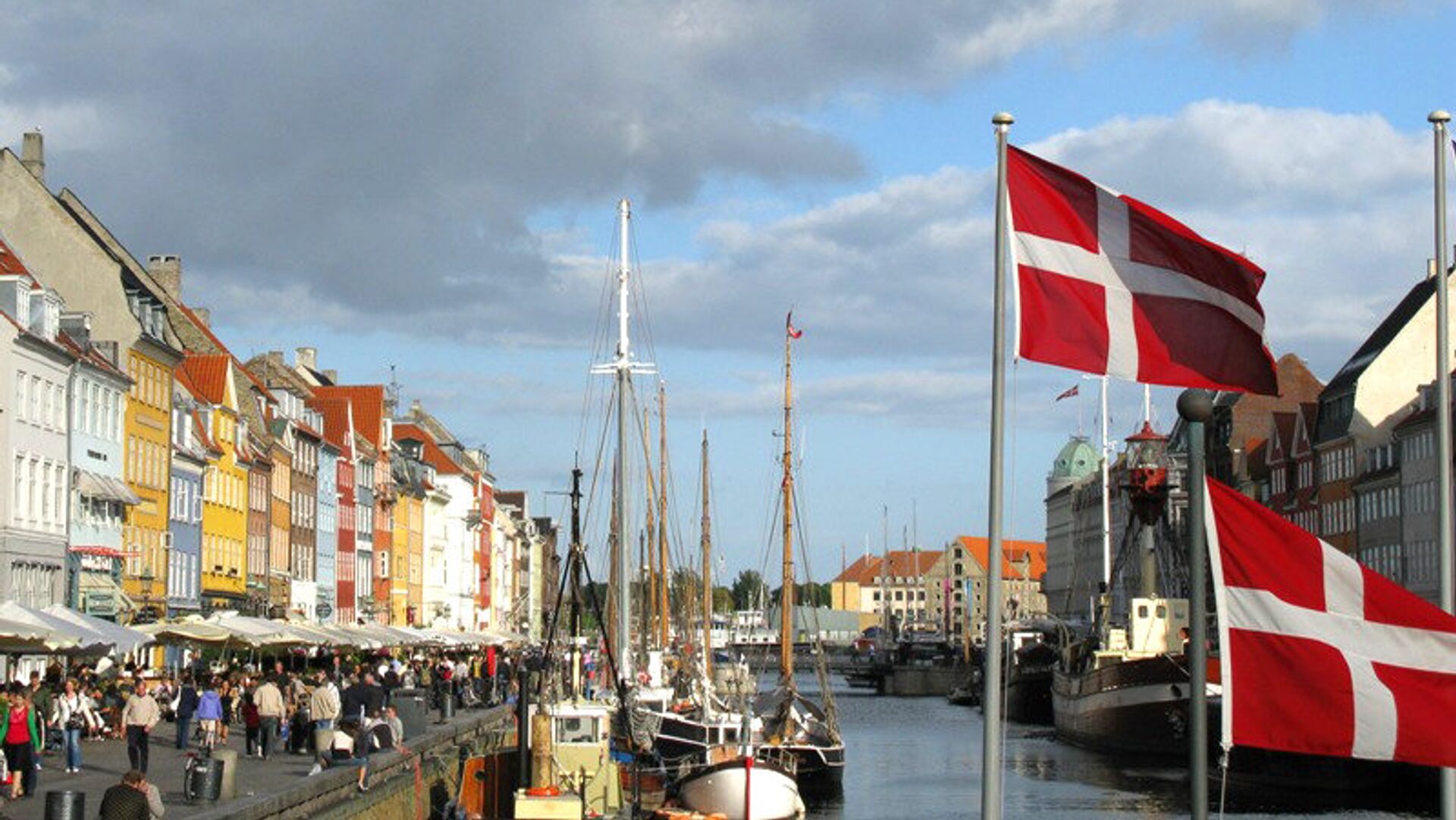 Датские флаги в Нюхавне, Копенгаген - ИноСМИ, 1920, 16.02.2024