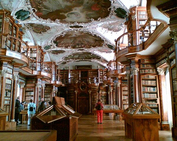 Библиотека монастыря Святого Галла в Швейцарии
