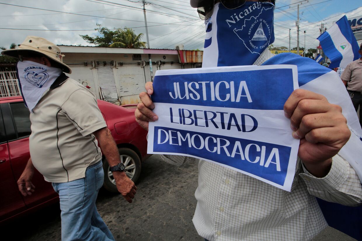 Акция протеста против президента Никарагуа Даниэля Ортеги в Манагуа