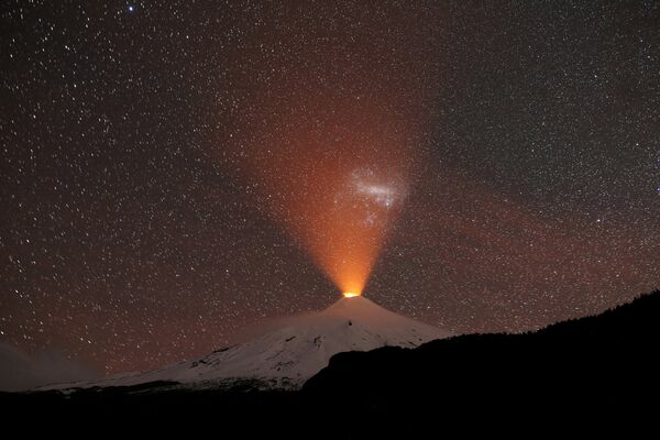 Извержение вулкана Вильяррика в Чили
