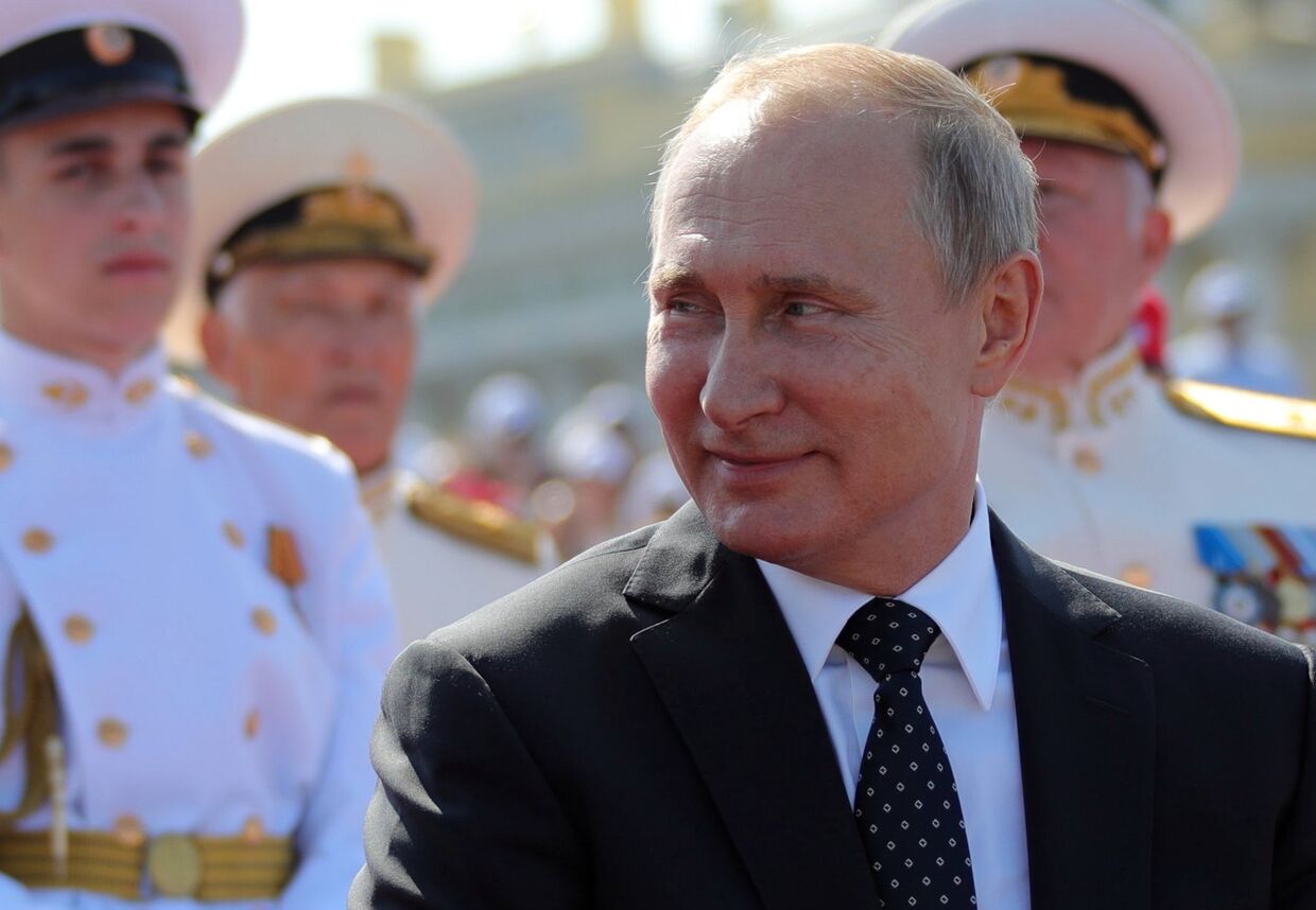 Президент РФ Владимир Путин на праздновании Дня ВМФ России в Санкт-Петербурге. 29 июля 2018