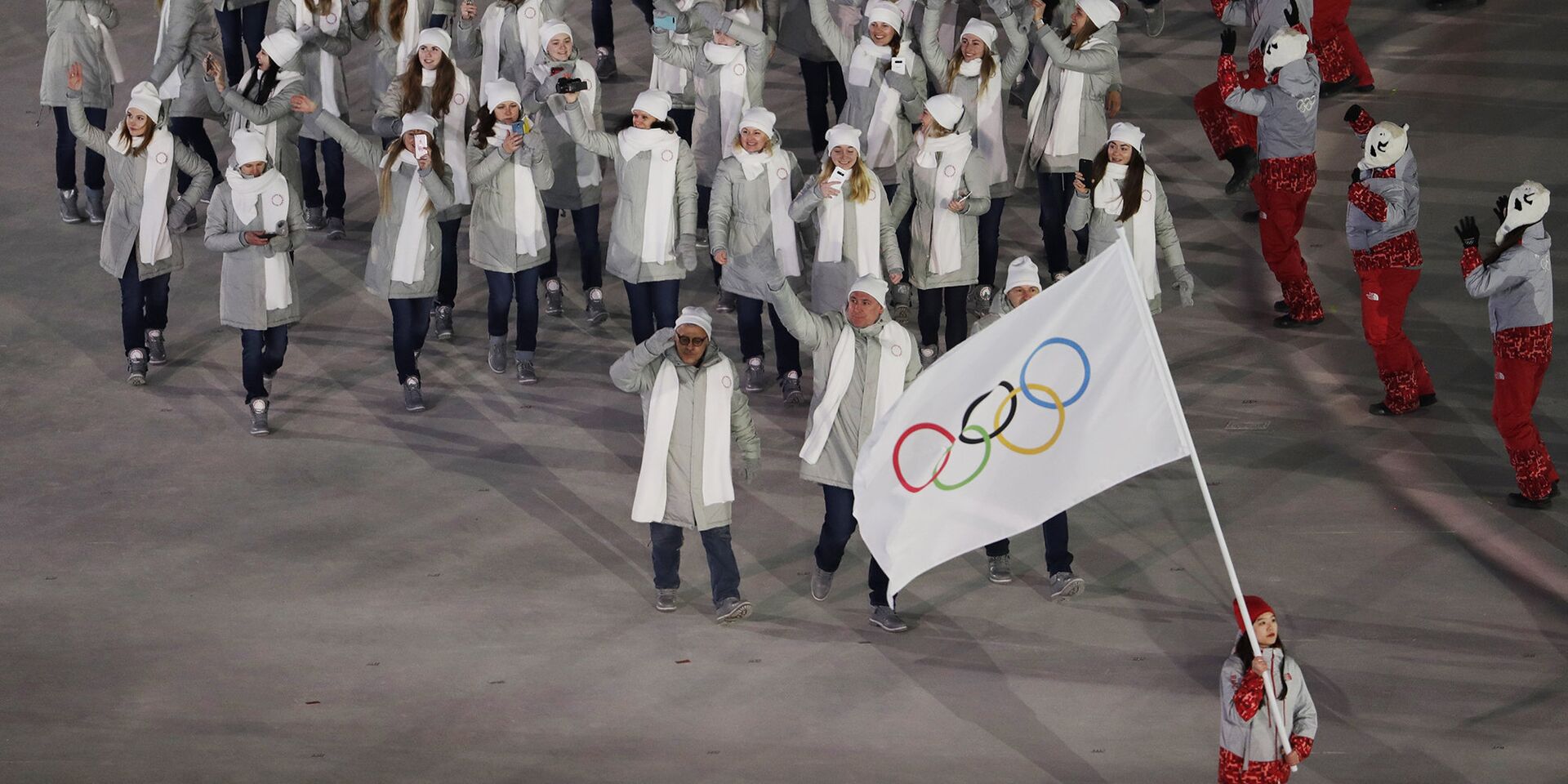 Российские спортсмены на церемонии открытия зимних Олимпийских игр 2018 - ИноСМИ, 1920, 03.03.2023