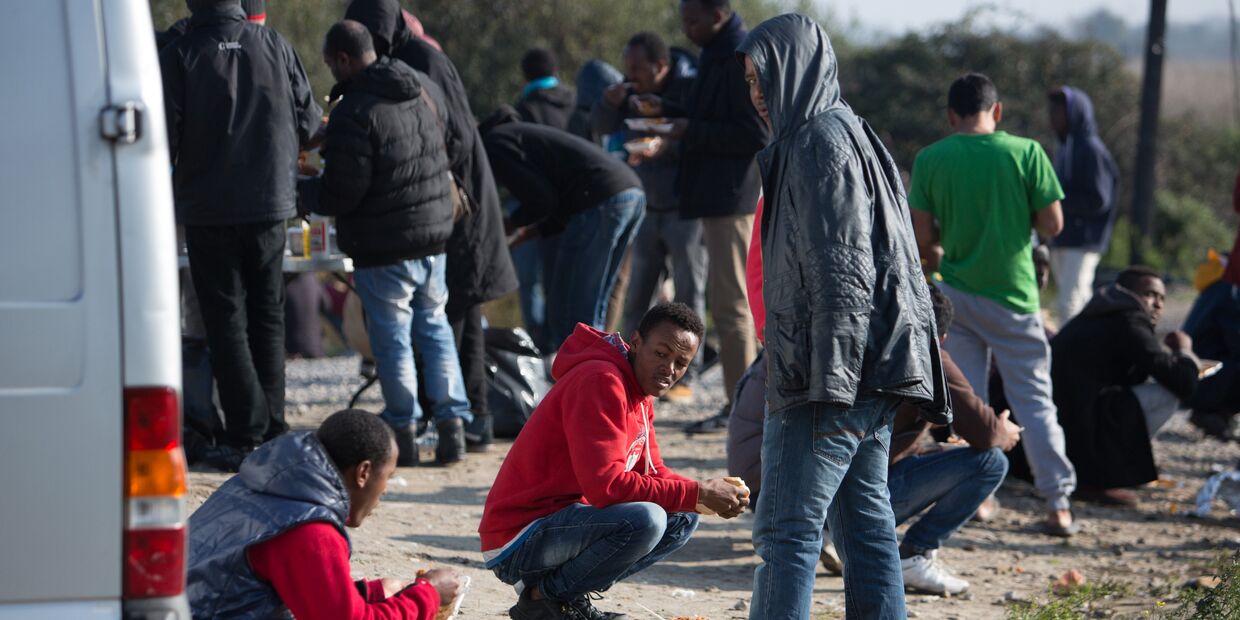В лагере беженцев в Кале во Франции