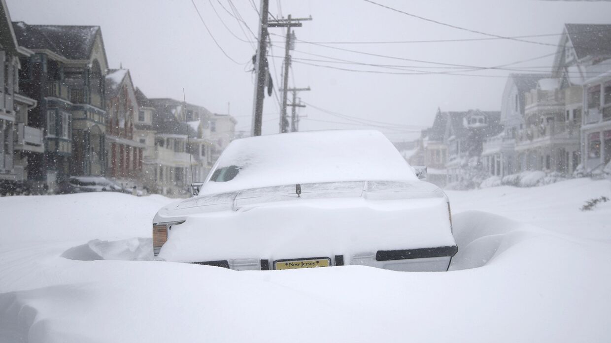 Снежная буря в Нью-Джерси, США