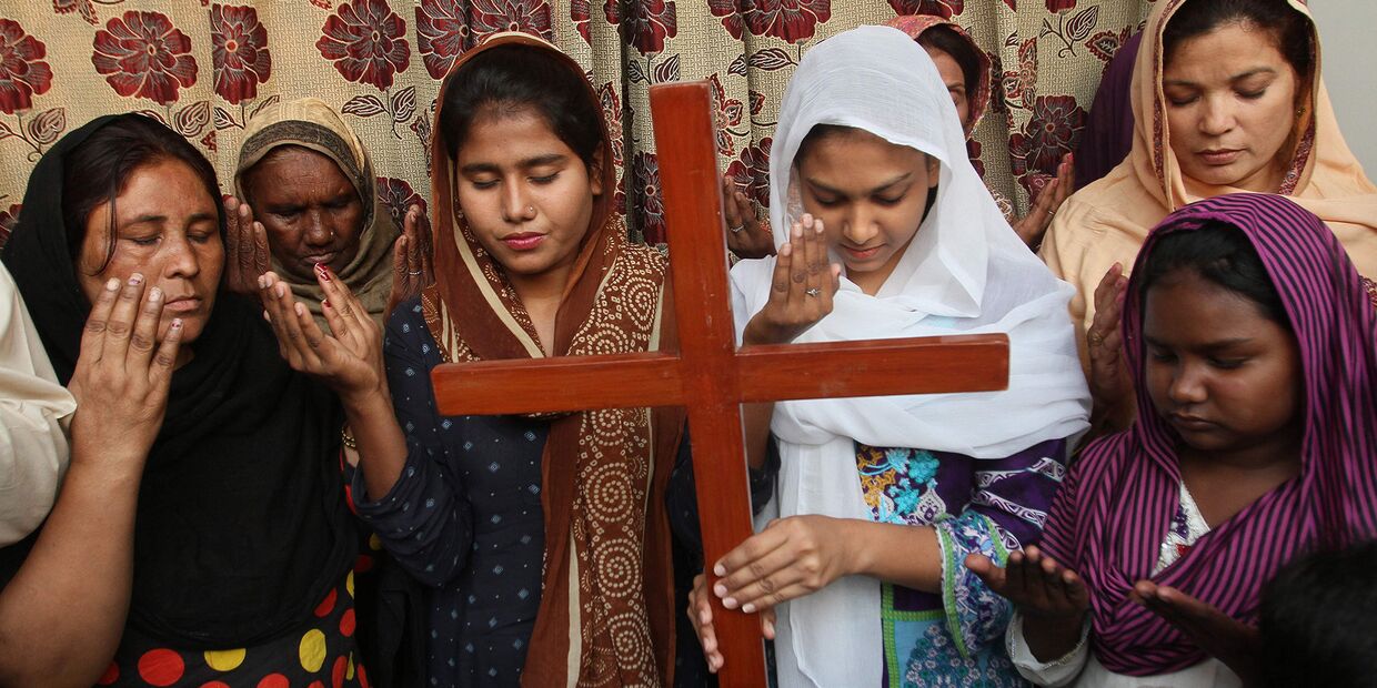Пакистанские христиане молятся за Азию Биби