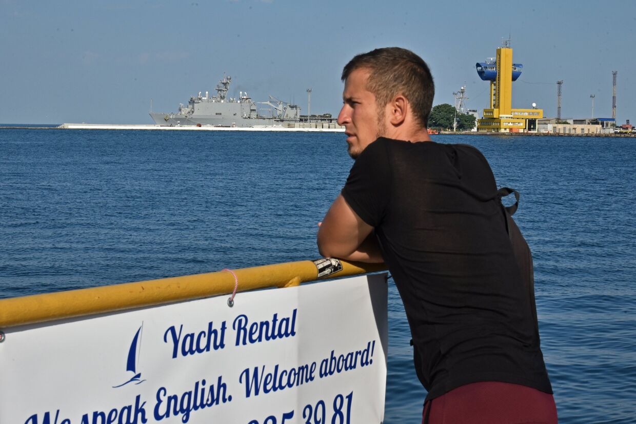 Корабли, участвующие в совместных американо-украинских учениях Sea Breeze-2016, в порту Одессы