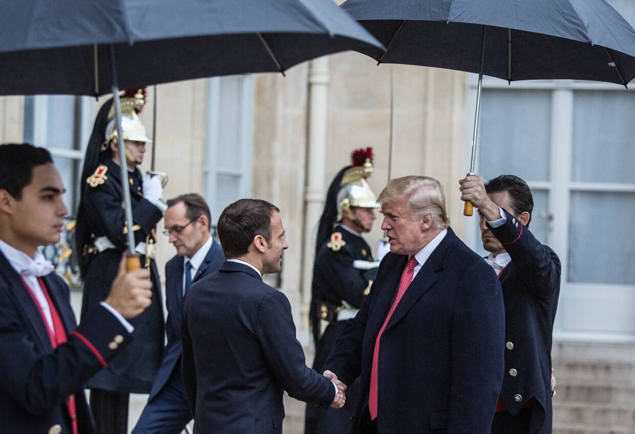 Встреча Э. Макрона и Д. Трампа в Париже