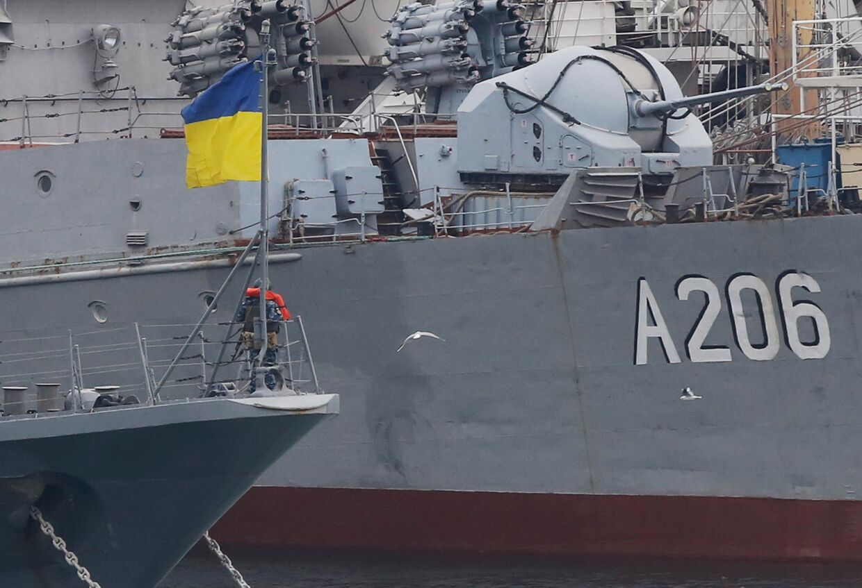 Украинские военные корабли в порту Одессы. 26 ноября 2018