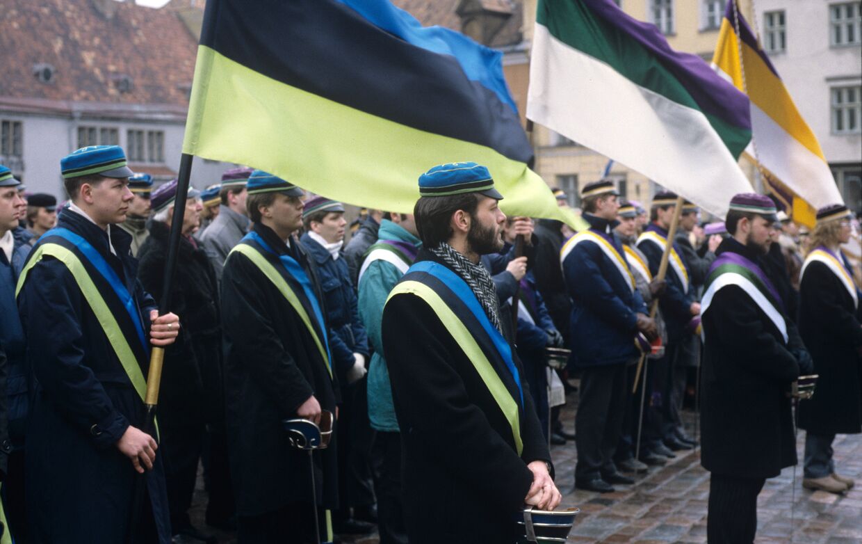 Студенческий митинг во время празднования дня независимости Эстонии
