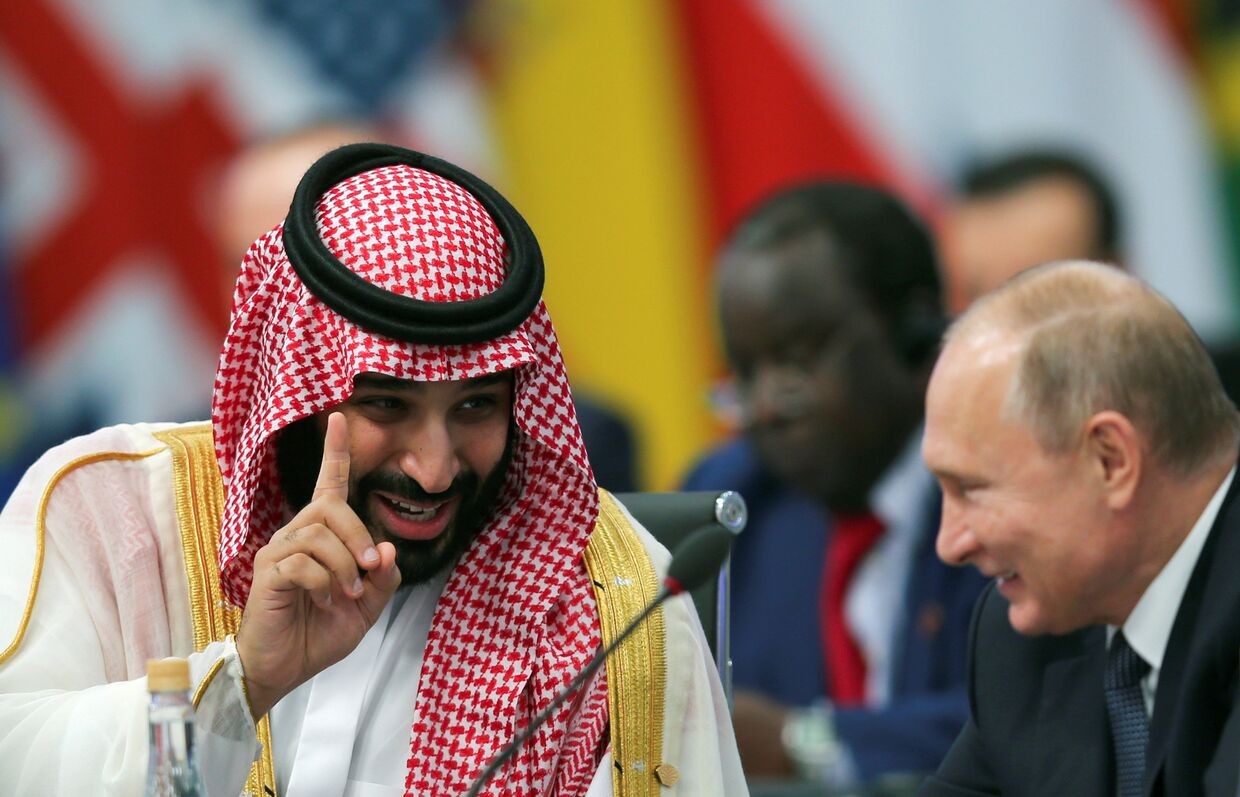 Президент России Владимир Путин и наследный принц Саудовской Аравии Мохаммед бен Сальман